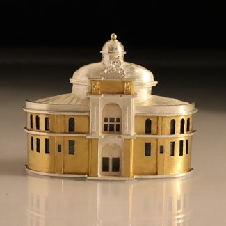 Brooch by Vicki Ambery-Smith